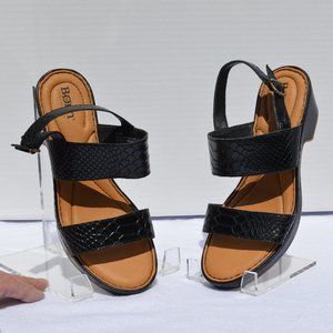 Born Leather Sandals Pristine